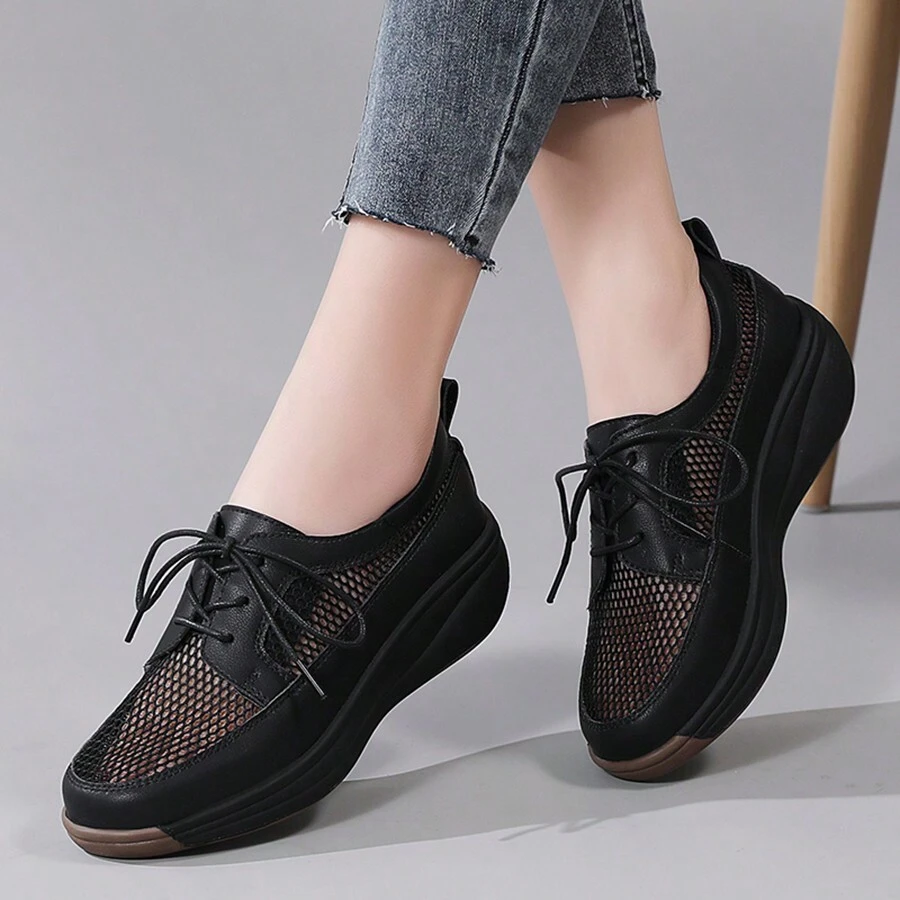 Middle-Aged Women Summer Hollow Mesh Breathable Mesh Shoes, Large Size Slip-Resistant, Thick-Soled Sandals For Outdoor, Black