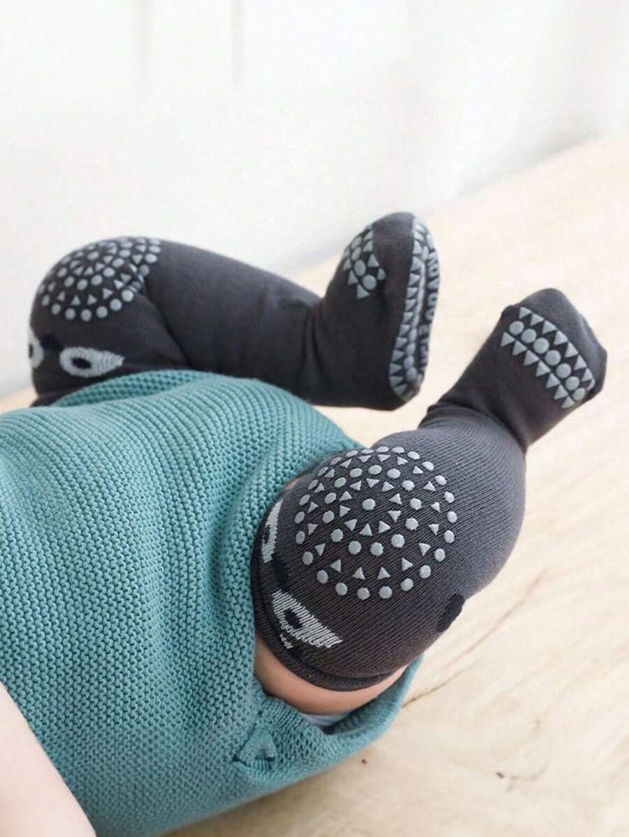 1pair Baby (0-3y) Animal & Letter Design Anti-skid Knee Pads Over Knee Socks