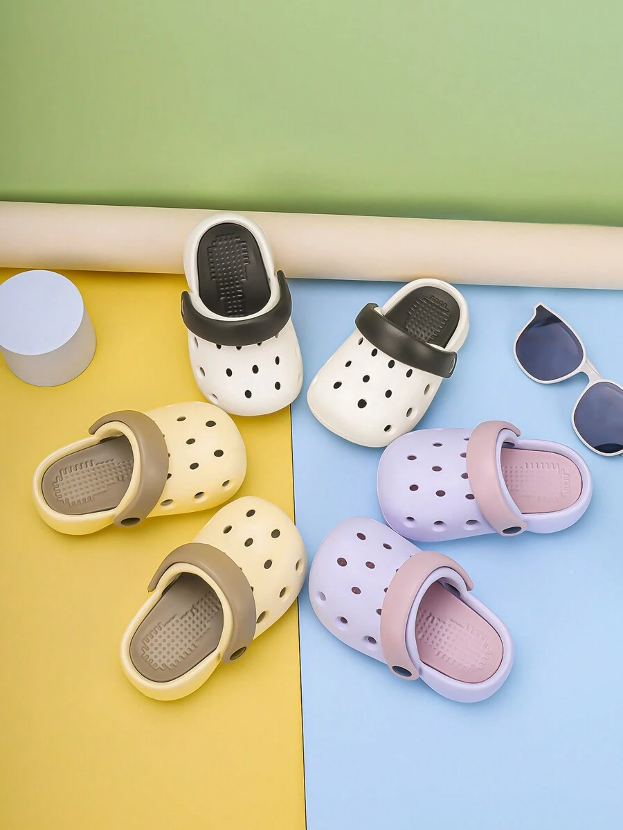 1 paar Fashion DIY Casual Peuter Jongens Ademende Sandalen, Klassieke Veelzijdige Bloemen Prinses Stijl Baby Meisjes Tweekleurige Tuinschoenen, EVA Zachte Zool Antislip Vrijetijds Strand Pantoffels, Dagelijkse Veelzijdige Slip-On Kinderkamer Kruipschoenen