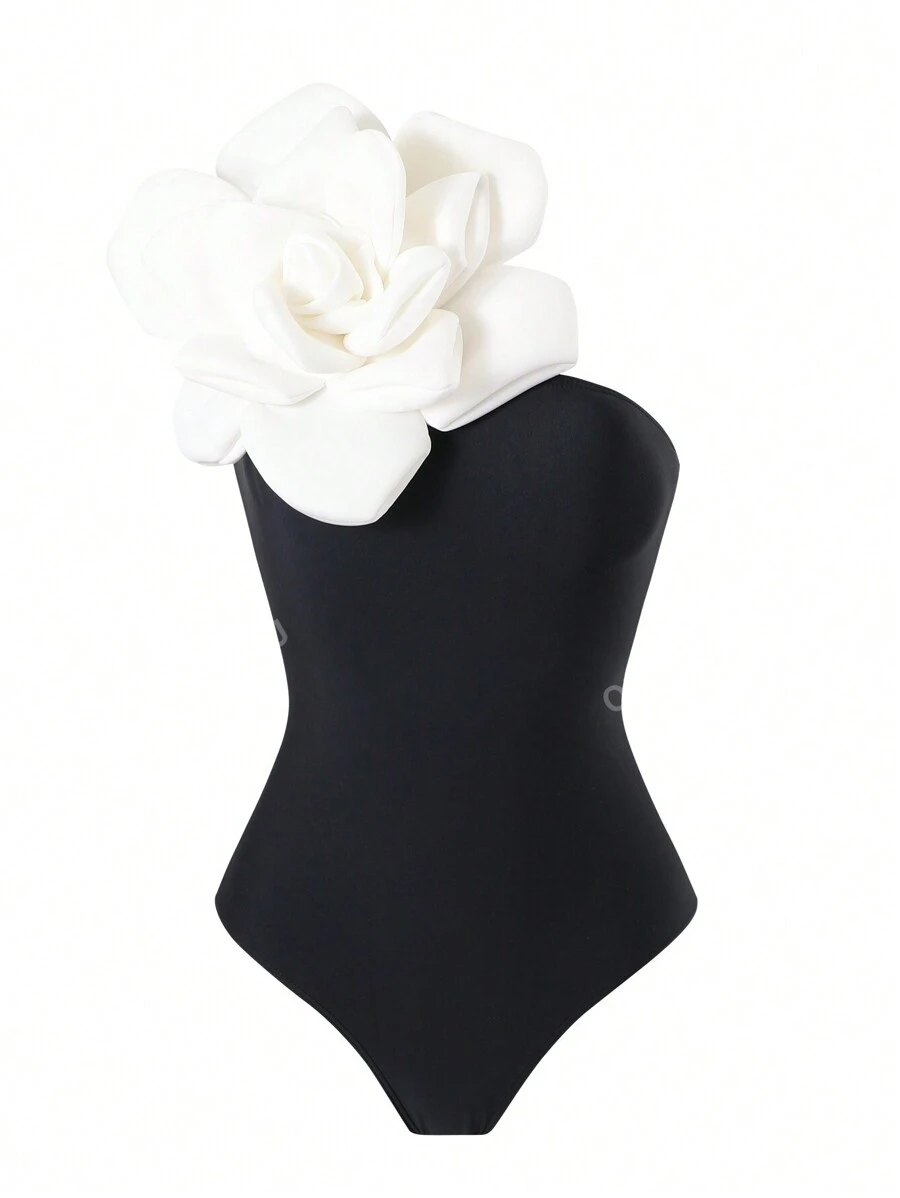 Maillot de bain une pièce amincissant le ventre, style conservateur européen et américain. Costume de plage vintage français pour le spa et la baignade en été