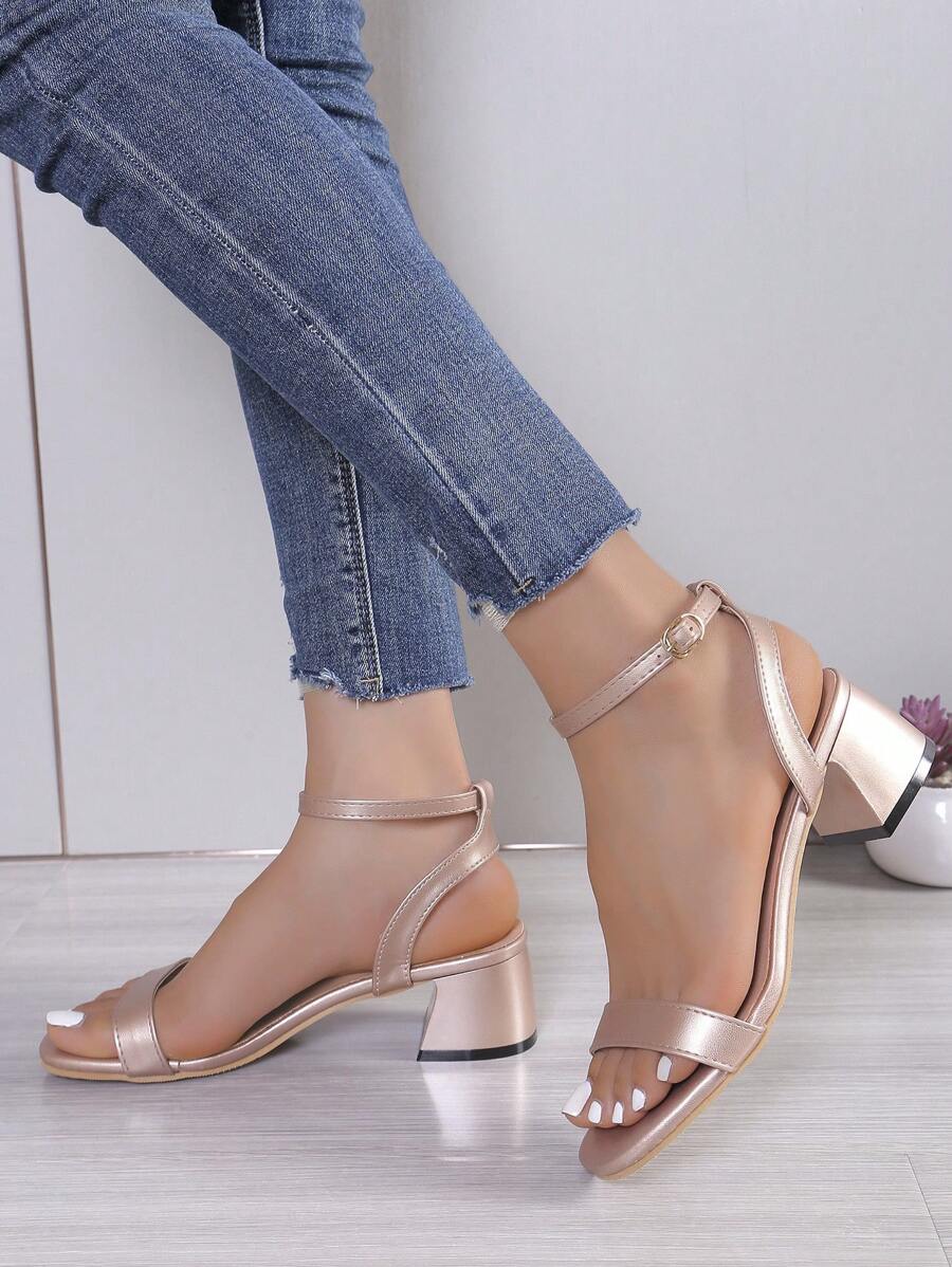 2024 New Style Women's High-Heeled Sandals, Summer Fashionable Shoes With Square Toe And Ankle Strap Buckle, Elegant Champagne-Colored Wide Band Chunky Heels For Parties