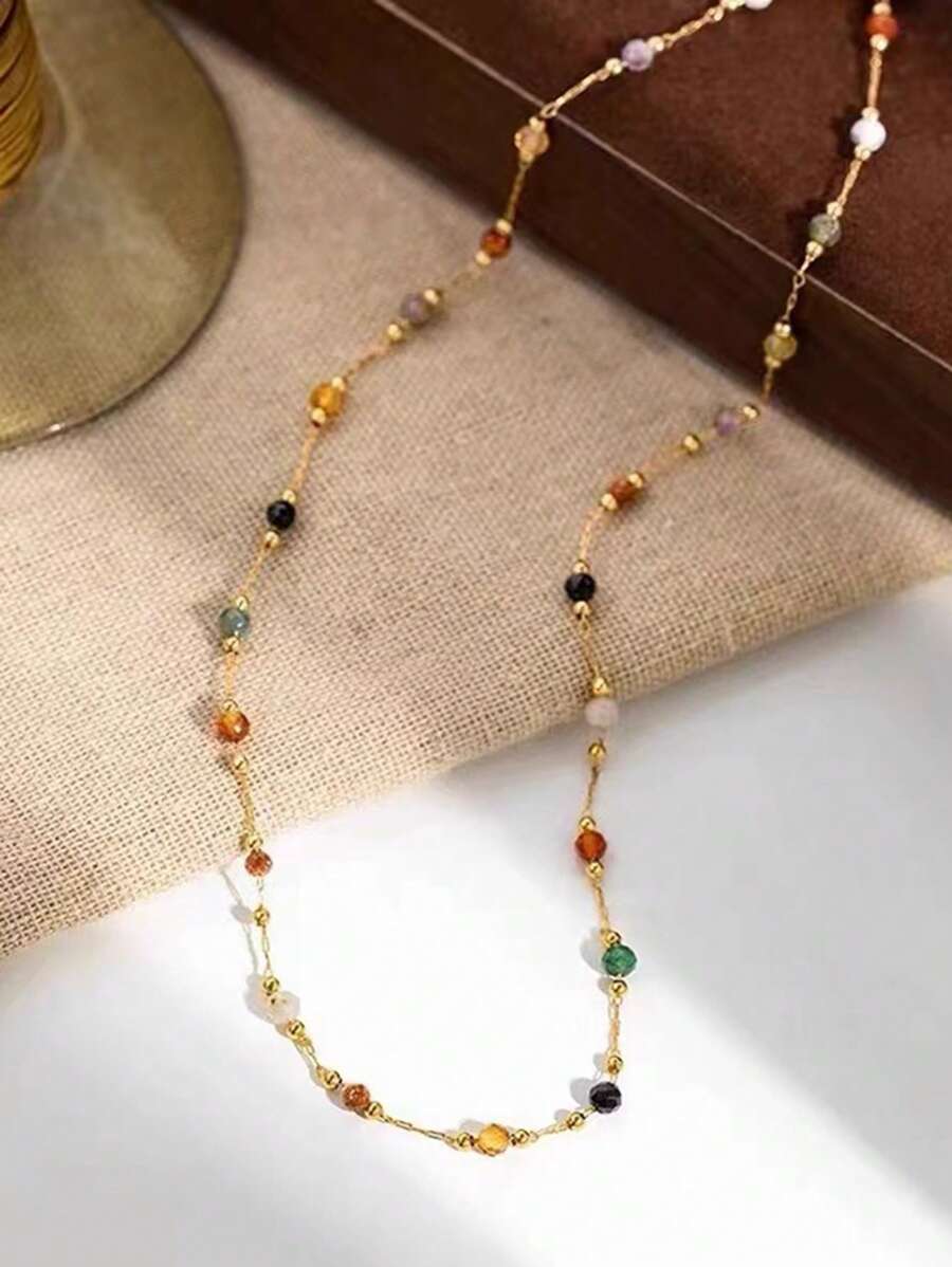 Collar de acero inoxidable de estilo bohemio con cuentas chapadas en oro de 18K, decorado con cuentas de plástico multicolores dispuestas al azar, perfecto para que las mujeres lo usen en vacaciones o como un regalo del Día de la Madre