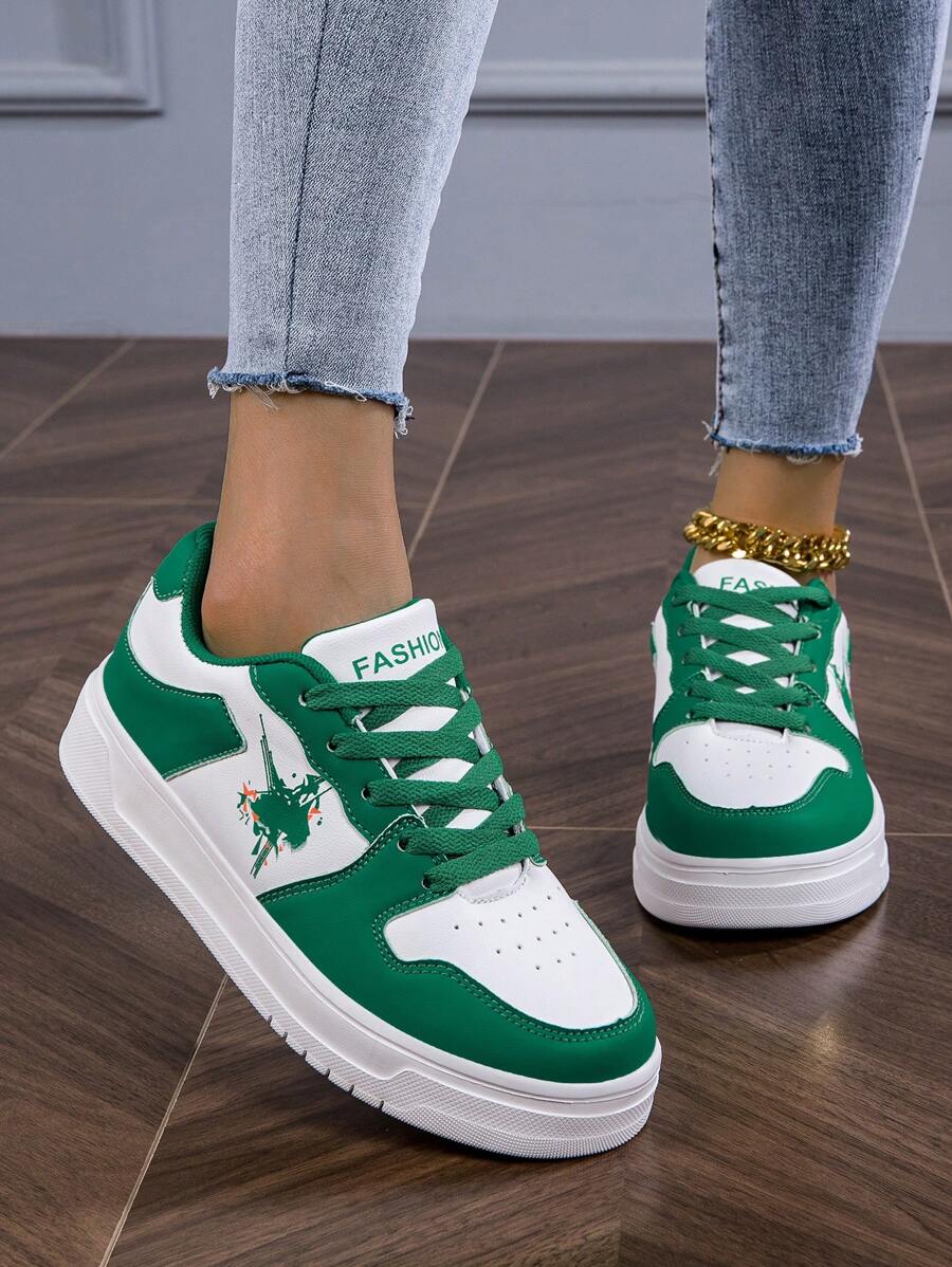 Tênis de Skate Branco Casual e Confortável, Tênis Esportivos Respiráveis, Tênis de Caminhada Fashion, Tênis de Skate para Atividades Ao Ar Livre