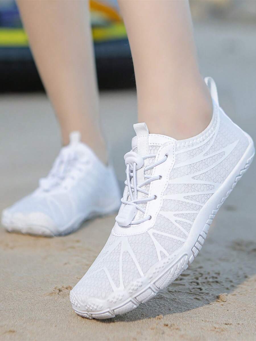 Men's Outdoor Water Shoes For Various Training And Sports Activities Such As Hiking, Aqua Shoes, And Cross-Training Shoes For Couples