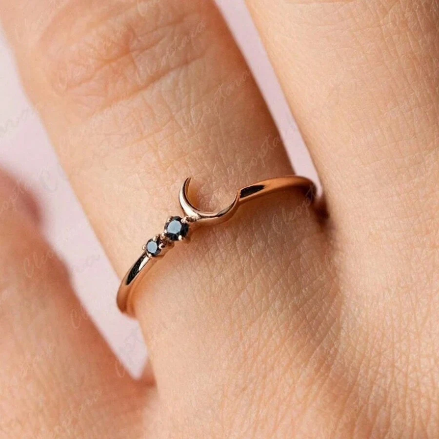 1 anillo delicado con forma de luna y brillantes circonias cúbicas, accesorio de joyería de estilo minimalista para uso diario