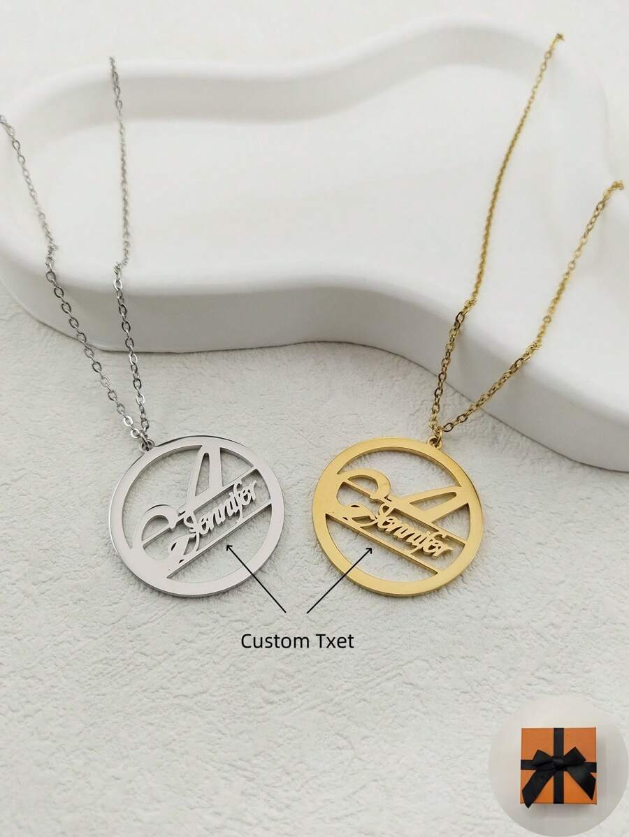 1 pieza Collar de moda personalizado y redondo con monograma hueco del nombre inicial para hombres y mujeres - color plata