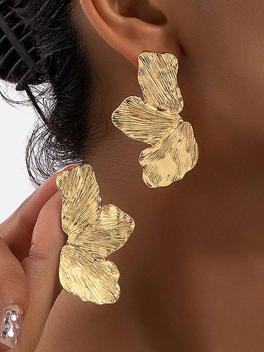 2pcs Unique Asymmetrical Petal Design Zinc Alloy Earrings, Vintage Women's Summer Holiday Ear Studs