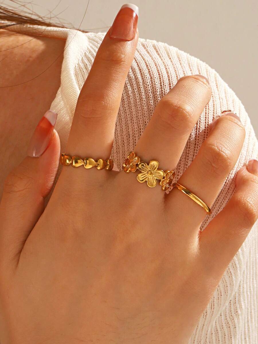 Conjunto de 3 anéis de coração de aço banhado a ouro 18K de estilo simples, adequado para uso diário feminino e passeios na rua, namorados, mãe, dia das mães, presente