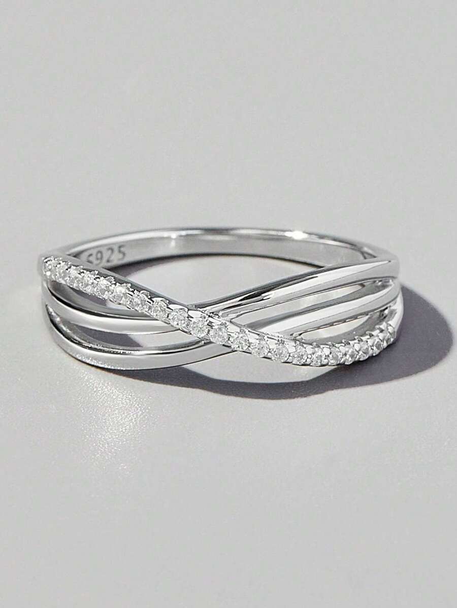 One Elegant And Gorgeous Classic 925 Silver Ring With Artificial Cubic Zirconia, Asymmetrical Criss-Cross Design For Ladies To Show Charm And For Dating, A Stylish And Graceful Gift