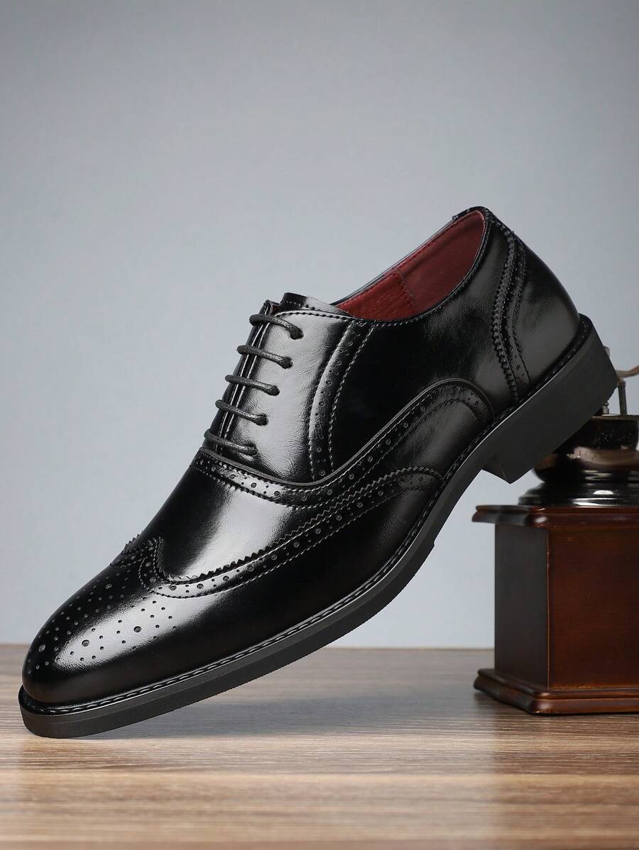 New Men's Height-Increasing British Style Lace-Up Carved Leather Shoes, Business Fashion Pointed Toe Casual Shoes