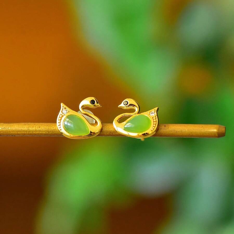 1 Paar elegante Ohrringe aus natürlichem Jade mit Goldauflage, allergiearme Ohrringe mit Smaragdauflage, natürliche Jade-Dekorationsohrringe, im retroeinfachen Stil, exquisiter Schmuck für Frauen, Jahrestag Geburtstag Muttertags Geschenk für Frauen Mutter Ehefrau, mit exquisiter Geschenkbox.