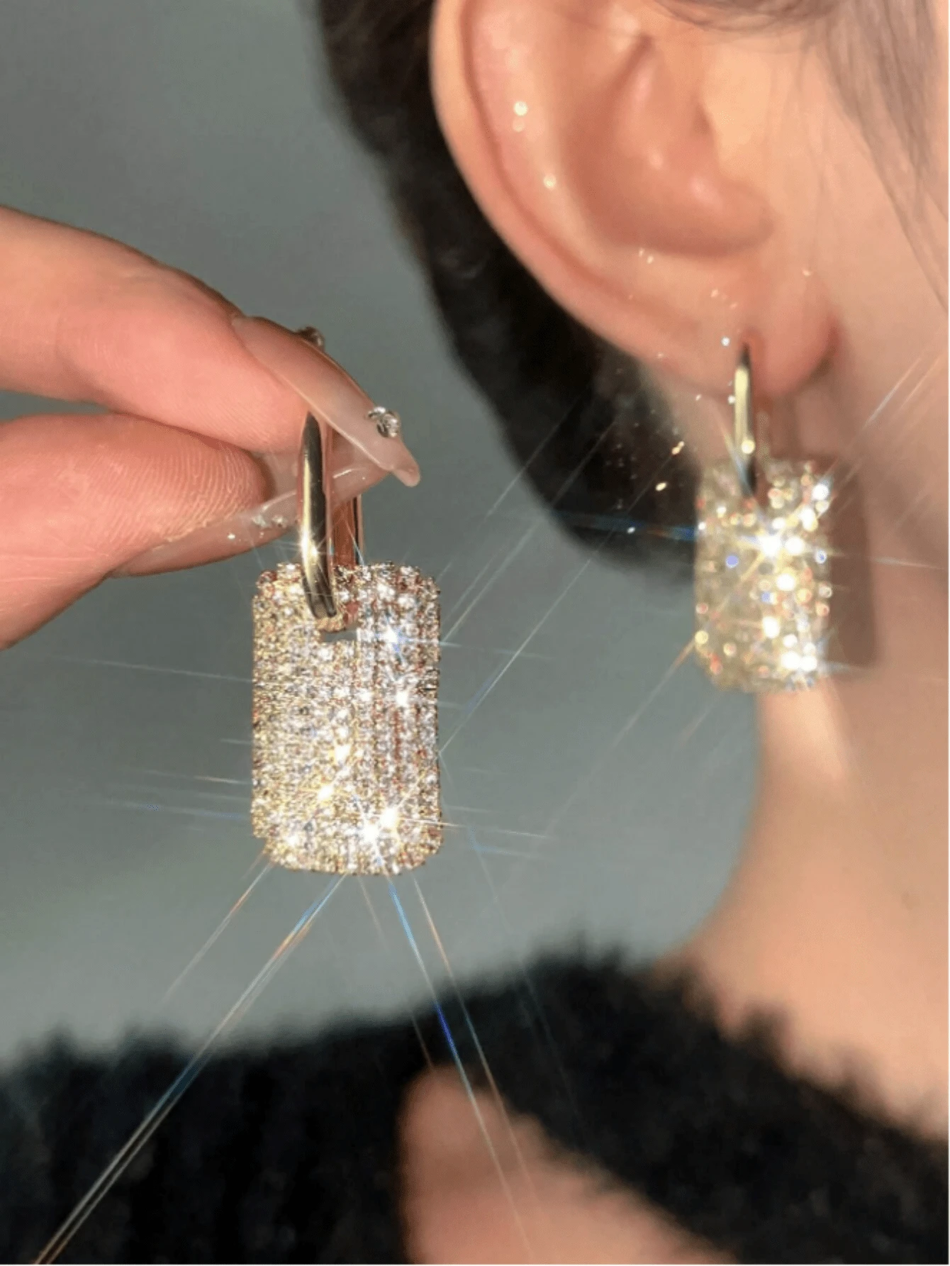1 paire Boucles d'oreilles à pendentif long de cristal rectangulaire à la mode avec boucle de cuivre, bijoux de style européen et américain exagéré pour un port quotidien décontracté des femmes