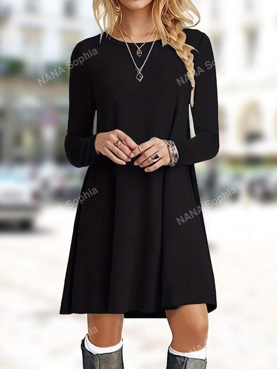 Abito-Maglietta a maniche lunghe minimalista monocromatico casual da donna