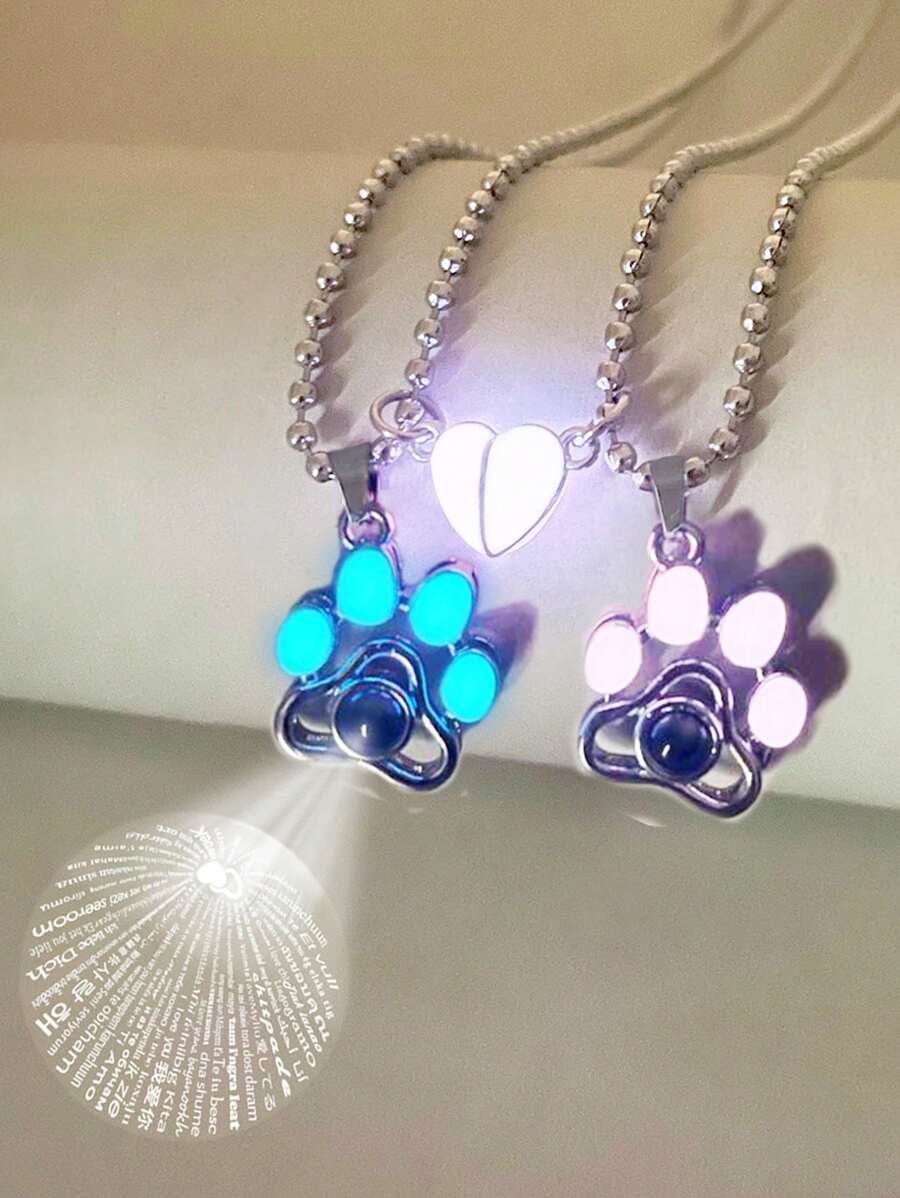 ATLVXJL 2 Stück leuchtende Paar süße Tierfußabdruck eingelegt Projektionsperlen Magnetisches Herz, leuchtet im Dunkeln, Edelstahl Kette Charm Halskette als Geschenk zum Valentinstag für Valentinstag, Mutter, Muttertag