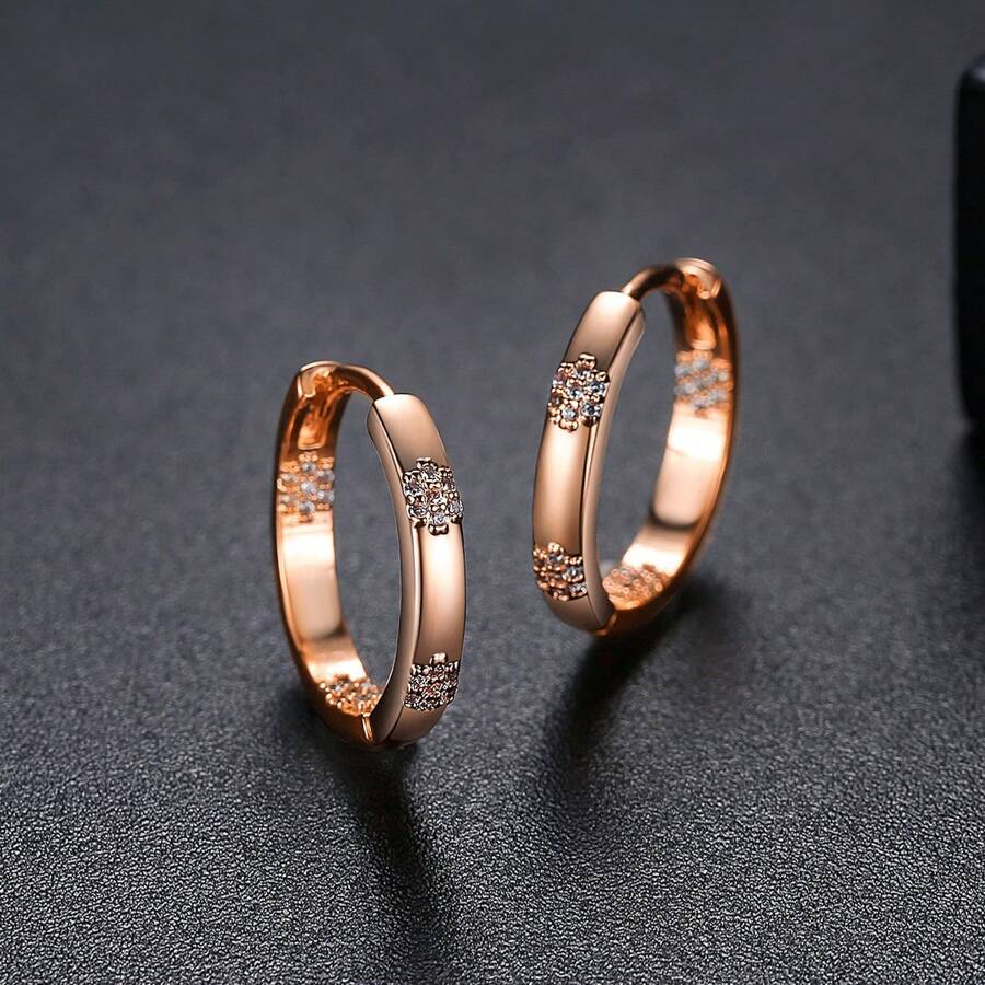 Elegante huggie hoop brincos incrustados zircônia cúbica banhado a ouro 18k jóias delicadas para mulheres meninas presente 1 par