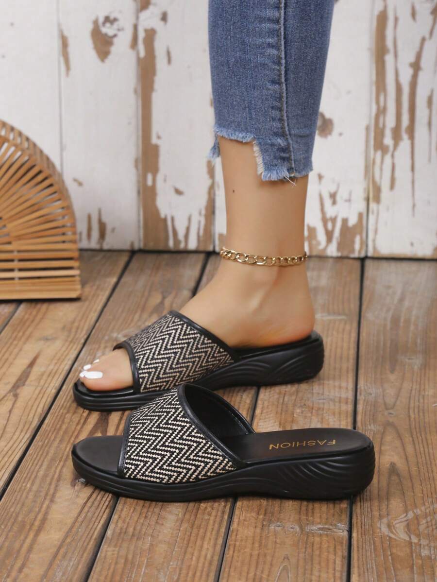 Women's Solid Color Round Toe Black Wavy Pattern Flat Slide Sandals Slip-On Outdoor Casual Fashion Slippers