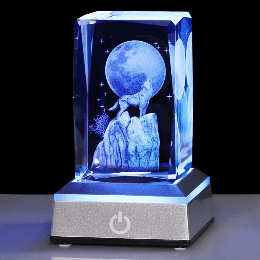1pc 3D Laser Wolf With LED Base, Animal Figurine Night Light, Figurine Collection Gifts For Wolf Lovers 3.15*1.97*1.97in