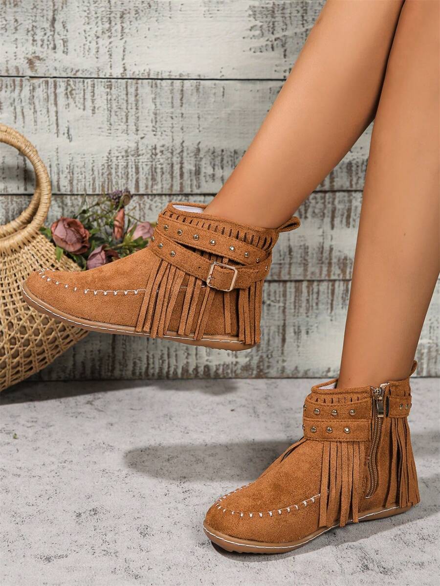 Women Fringe Decor Soft Bottom Lightweight Short Boots, Fashion Metal Rivet Design Motorcycle Boots, Plus Size Ladies Fringed Boots