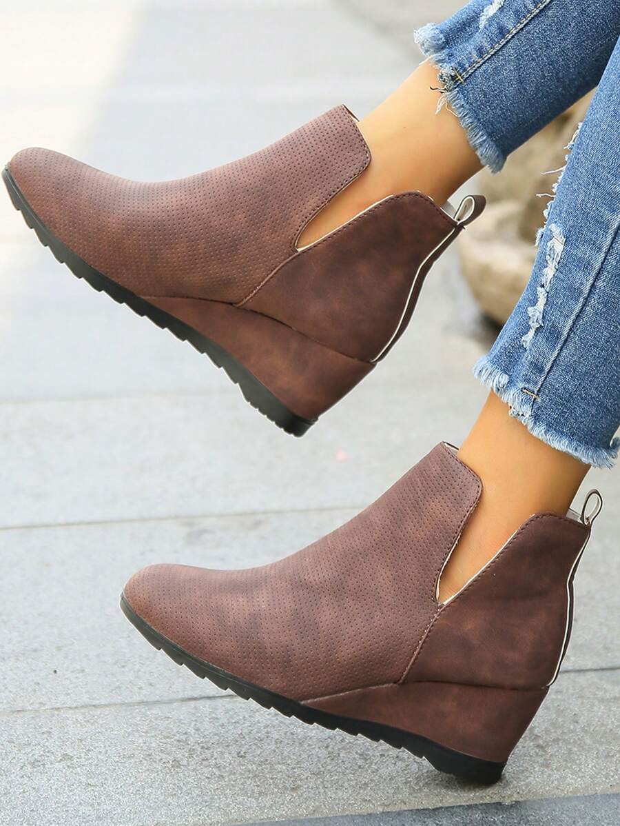 New Flat & Wedge Heel Ankle Boots Women Plus Size Vintage Chelsea Boots Fashion Warm Ladies Short Boots Comfortable Versatile Booties