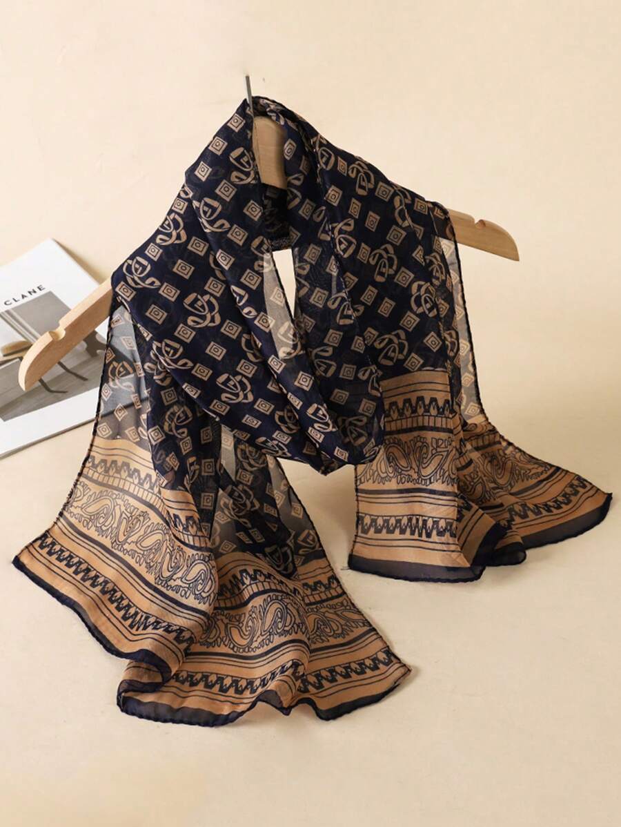 1PC Women's Small Size Thin Bohemian Vintage Wind And Snow Spinning Scarf, Light And Thin, Breathable And Smooth, Suitable For All Seasons, Can Be Used As A Shawl, Suitable For Sun Protection, Matching Clothes, And Holiday Dressing Winter Fall