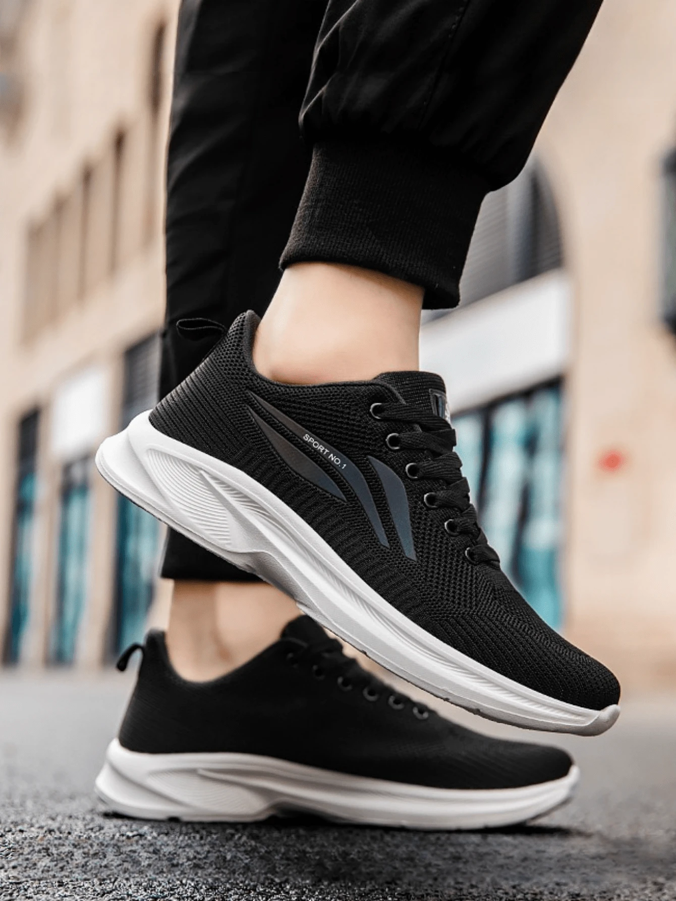 Men Lace-Up Breathable Knit Round Toe Thick Sole Fashionable Comfortable Casual Mesh Sneakers, Black