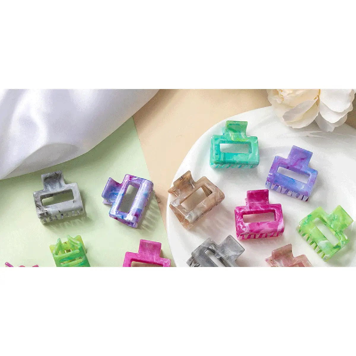 1pc 4cm Medium Size Women Simple Square Claw Clip, Elegant Ombre Flower Design Claw Clip, For Bun Updo, High Ponytail, Romantic Beach Floral Hair Clip Accessory,Hair Accessories,Hair Claw,Claw Clips,Hair Clutch,Hair Jaw Clip Fall Winter For Vacation Outfits Woman