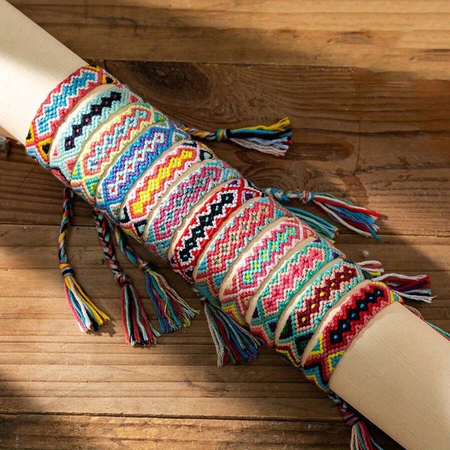 1pc Bohemian Fabric Tassel Handmade Woven Bracelet, Colorblock Summer Holiday Style