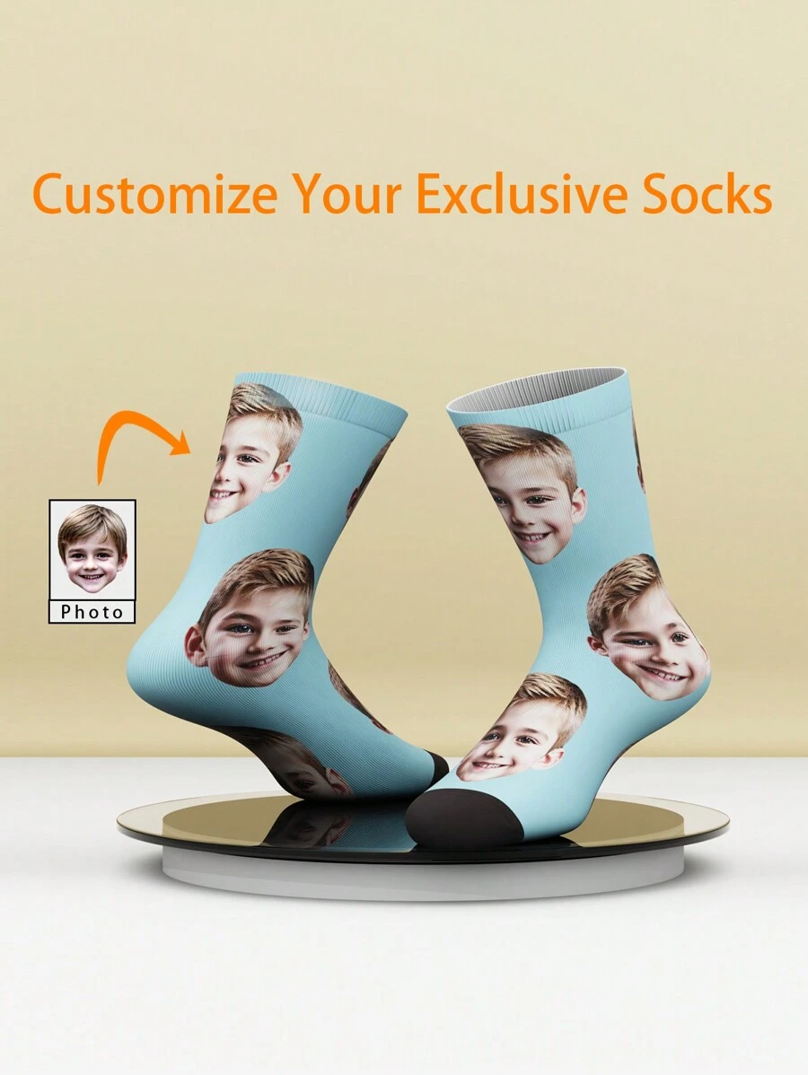 1 paire de chaussettes d'équipage personnalisées avec impression de visage pour filles/garçons, chaussettes d'adolescent personnalisées avec photo, chaussettes d'équipage longueur personnalisée avec image amusante pour port quotidien, vacances, anniversaire et autres occasions. Idées de cadeaux d'hiver pour la rentrée scolaire, garçon fille Saint-Valentin. Multi-fonctionnel, ornemental, lettres, élégant, ordonné, doux, moderne, coloré, mignon, décontracté, personnalisé, unique, personnalisé, cadeaux pour bébé, cadeaux idéaux pour lui, cadeaux idéaux pour elle, fils, fille