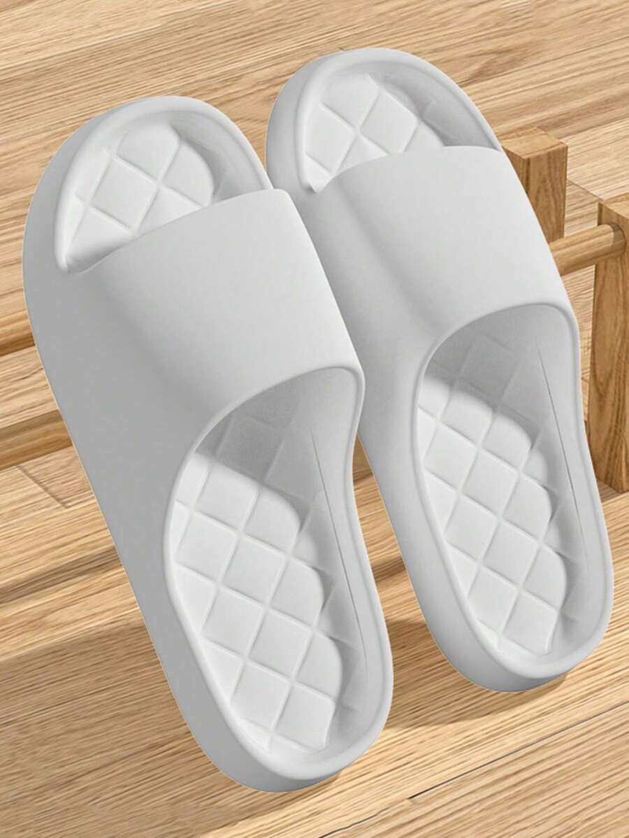 New Fashion Casual Home Black Simple Fishscale Pattern Thick Non-Slip Odor-Resistant Lightweight EVA Material Bathroom Slippers For Men (Please Order One Or Two Sizes Up As They Run Small)