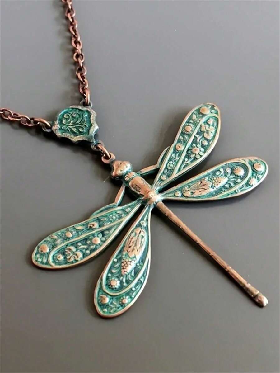 1pc Vintage Bohemian Style Green Dragonfly Design Pendant Necklace, Suitable For Women Party Travel Jewelry Gift