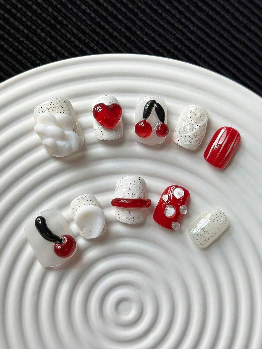 Faux ongles carrés pressés (faits à la main), style mignon, design fait main de fleurs d'amour de pomme de cerise, légers, parfaitement adaptés à l'extrémité de l'ongle, faux ongles en gel souple , faux ongles acryliques naturels réutilisables, ongles collés, faux ongles brillants recouvrant complètement, set de faux ongles acryliques, convient comme cadeau pour les femmes et les filles, port quotidien, 10 sets d'ongles
