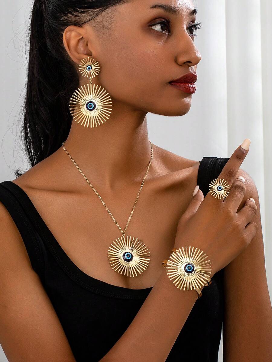 A 2024 European And American Cross-Border Jewelry Fashion Devil's Eye Necklace, Earrings, Bracelets, Rings, Metal Hollow Flower Necklaces, Women's Runway Style Elegant Set