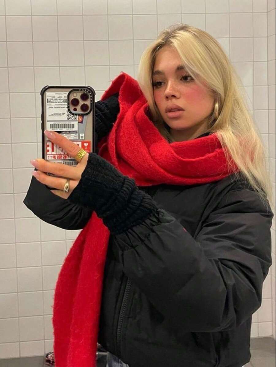 1pc Thick Christmas Solid Color Fluffy Tassel Warm Scarf, Fashionable Windproof Wrap Shawl, Soft And Comfortable, Suitable For Daily Wear In Autumn/Winter