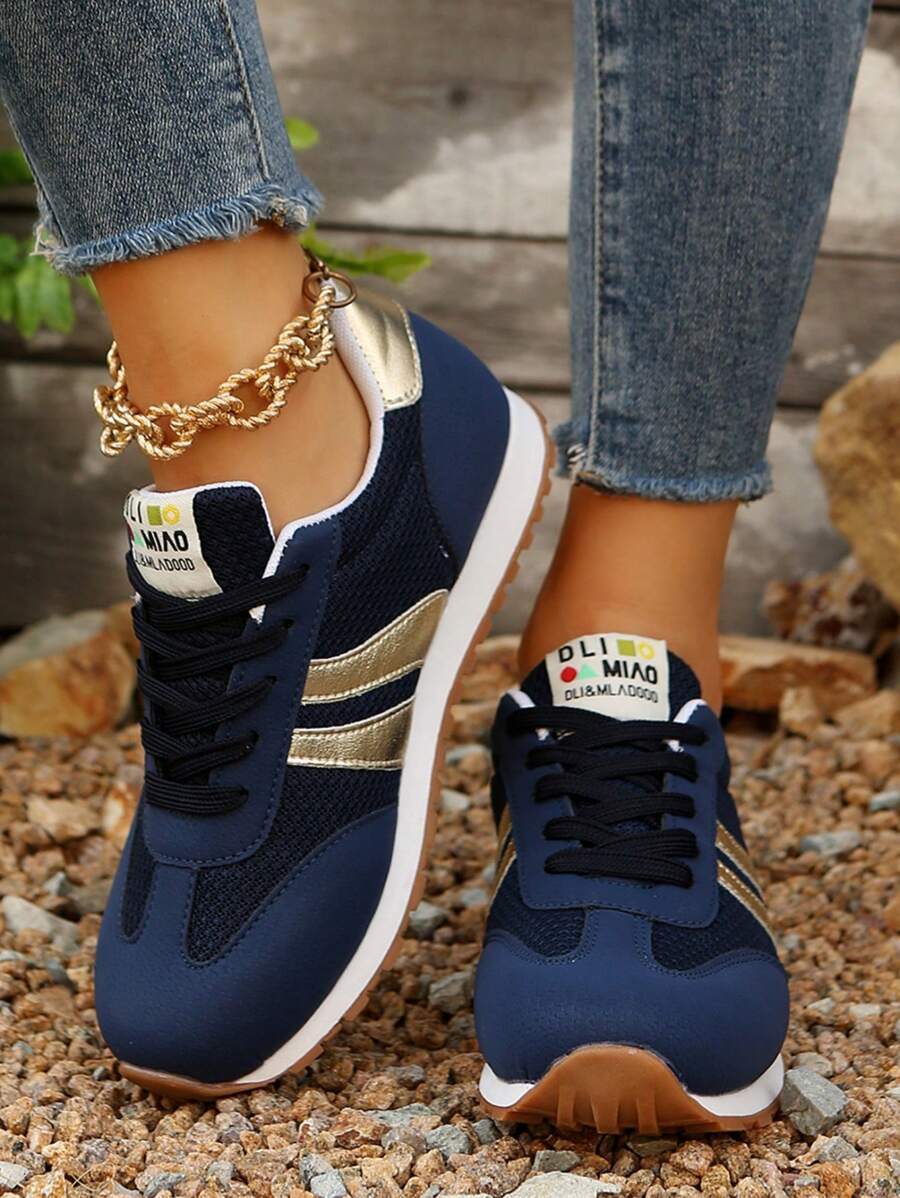Women Blue Round Toe Flat Athletic Shoes, Spring/Fall, Breathable Sneakers