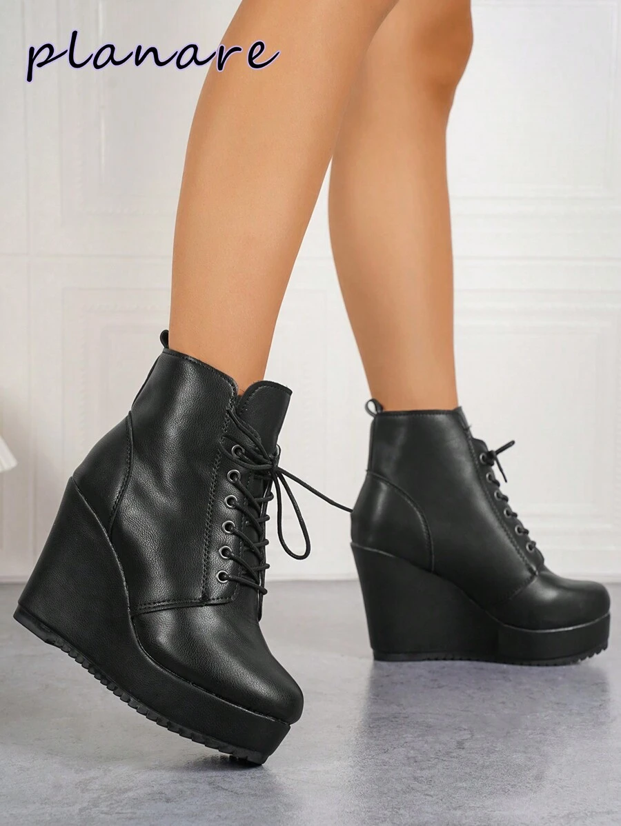 Women's Motorcycle Boots, Short Shaft Boots With Thick Heel, Slip-On Lace-Up Thick Sole Platform Ankle Boots, Comfortable Round Toe Black Shoes, Rubber Ankle Boots And Booties For Autumn/Winter, Women's Fashion Boots And Shoes,Match Red Dress