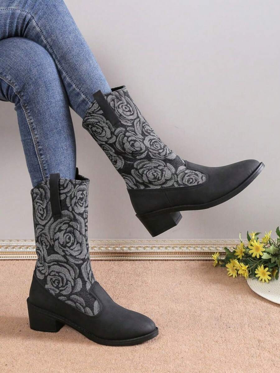 2024 New Embroidery Western Boots For Women, Fashion Pointed Toe Chunky Heel Ankle Boots