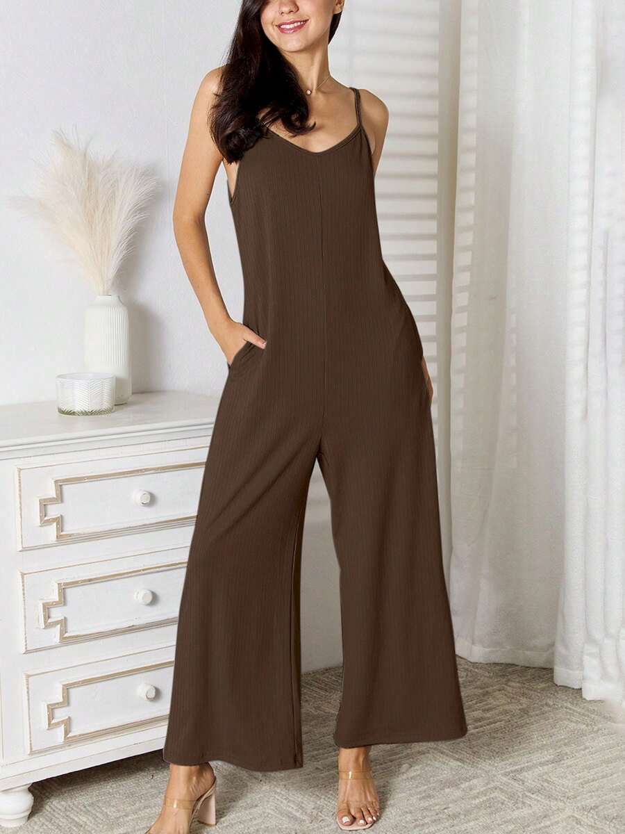Women's Casual Jumpsuit Chic Solid Color Wide-Leg Jumpsuit With Pockets Spaghetti Strap V-Neck Light Blue Sleeveless Pull-On Relaxed Fit Scoop Neck Full-Length Solid Summer Jumpsuit With Pockets For Lounge Or Casual Outings