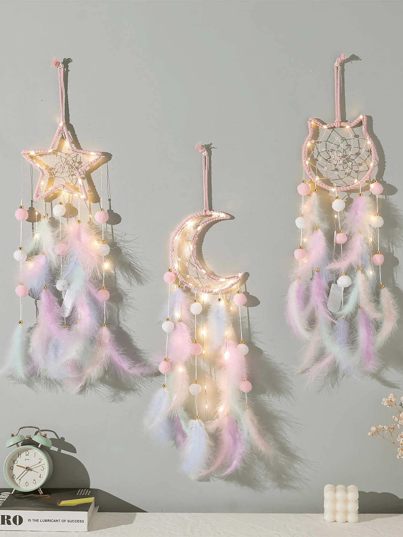 1pc Girly Dreamcatcher Wind Chime Handmade DIY Feather Woven Hanging Decor, Cute For Children Room (Feathers Are Artificial) Gifts Birthday Graduation
