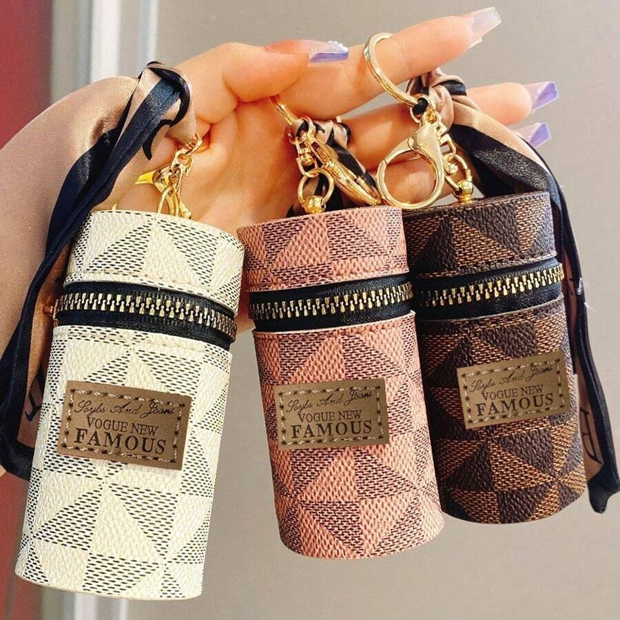 1pc Portable Coin Pouch & Car Keychain, Mini Fashionable Key Ring Casual Car Accessories Bag Charm School Letter