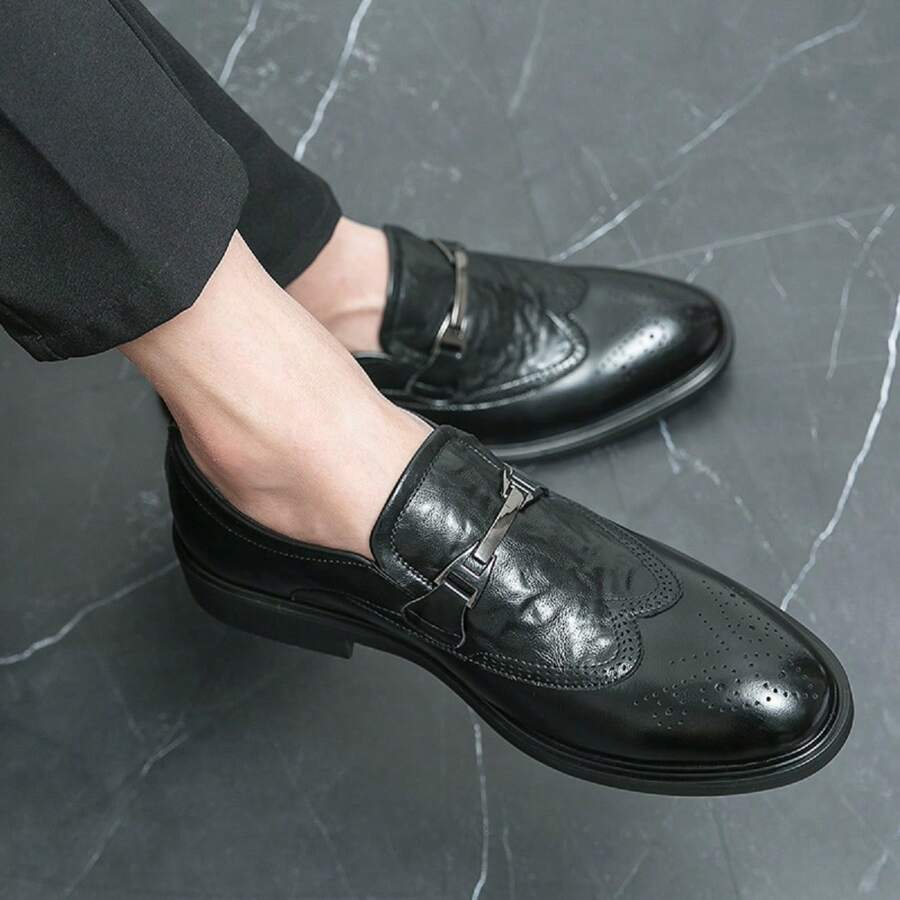 Men Business Breathable Leather Shoes With Metal Buckle, Low-Top Loafers, Brogue Carving Casual Leather Shoes For Office And Formal Occasions