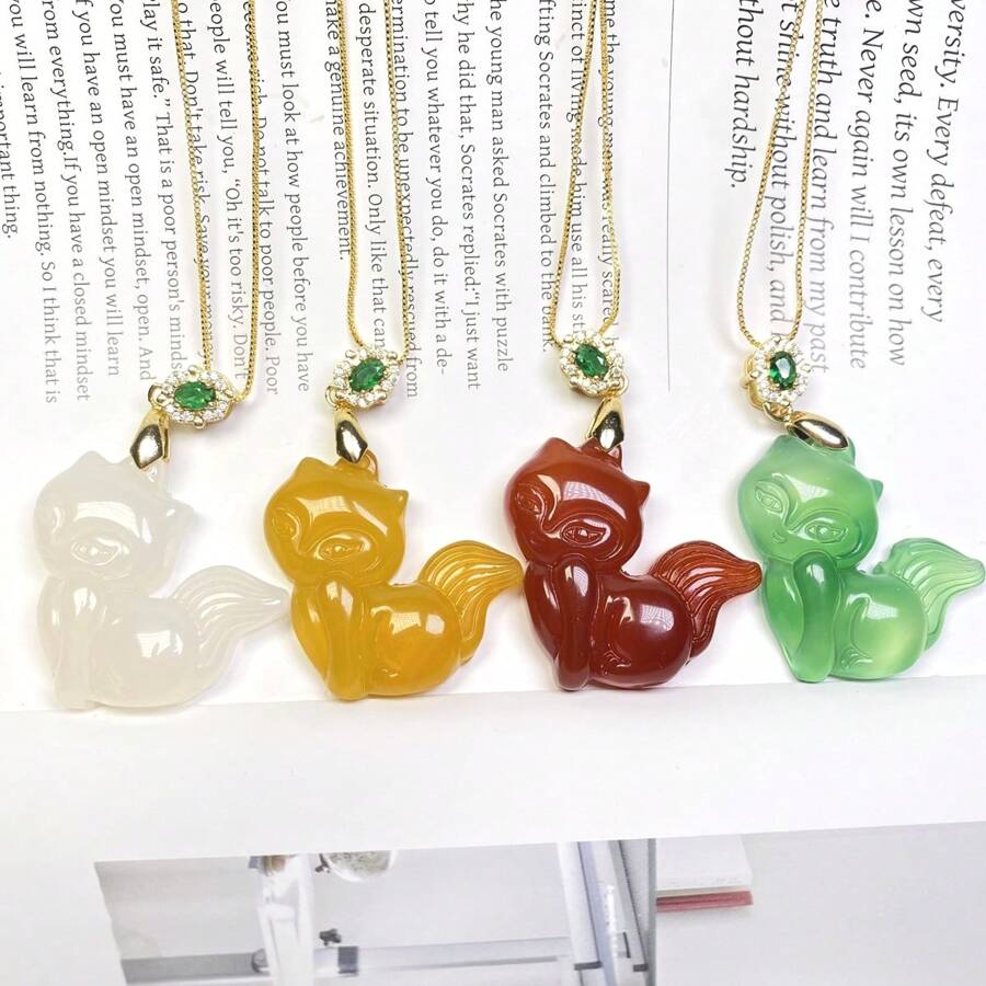 1 Pieza Colgante de collar con cristal de ágata natural en forma de zorro, gatito, chakra de moda, joya guardiana de la paz, tallado a mano, para hombres y mujeres, con significados de paz, riqueza, suerte, felicidad familiar. Apropiado como regalo familiar, navideño u otros días festivos. (Opcionales: cordón, caja de regalo)