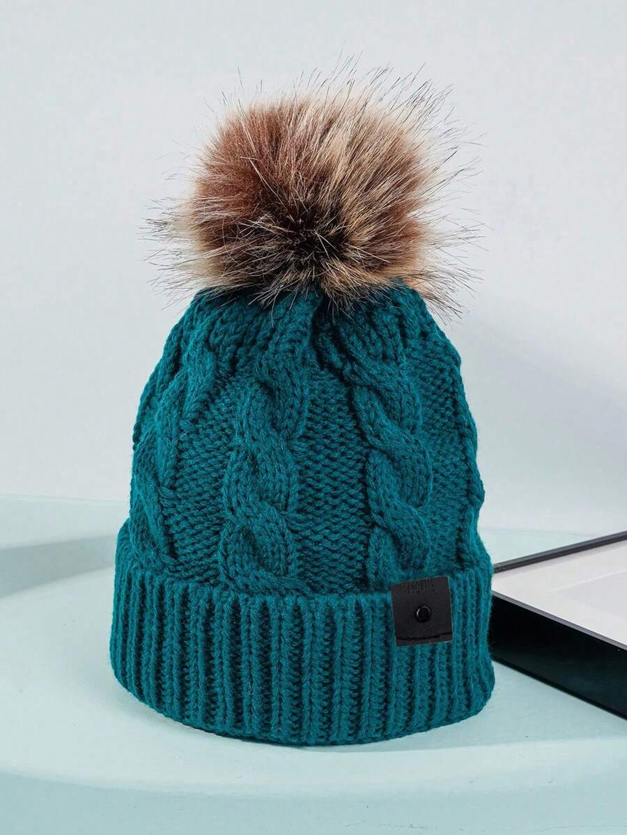 1pc Unisex Ski Hat, Y2K Style Logo Label Knit Cap, Outdoor Windproof Casual Beanie, Warm Winter Hat Suitable For Commuting