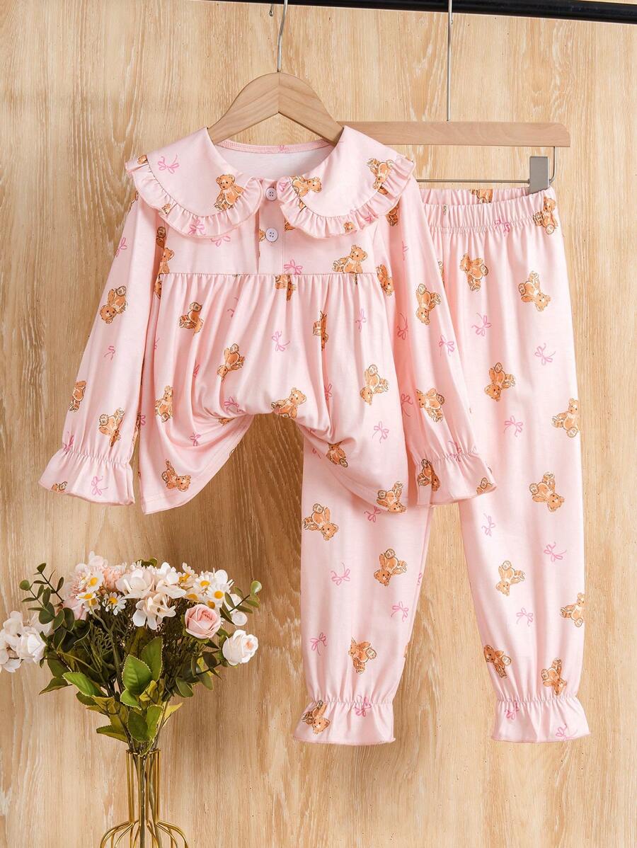 Young Girl' Cozy & Adorable Bear Print Set, Made Of Soft Comfortable Fabric Suitable For Autumn/Winter. The Top Features A Big Collar And Ruffle Trim With Cute Bear Print, Adding Playfulness; The Pants Have An Elastic Waist For Easy Wear, Allowing The Baby To Enjoy Comfort And Warmth.
