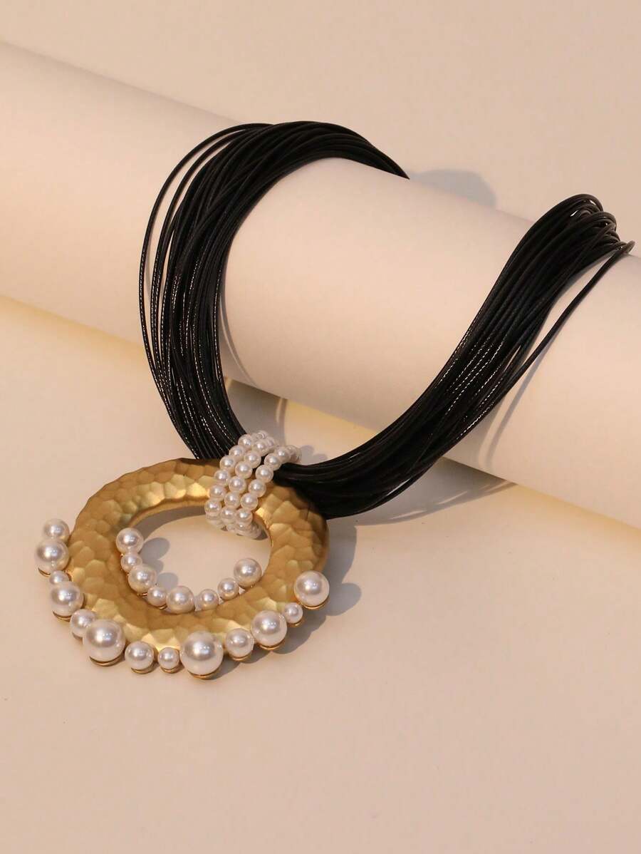 1 conjunto Colar Luxuoso e Fashionista com Pingente Emplumado em Tom Dourado Fosco Envolvido em Pérolas, Adequado para Festas Noturnas Femininas e Uso Diário