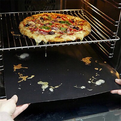 Extra Thick Non-Stick Reusable Oven Liner Mat – Heavy Duty Oven Floor Protector, Easy To Trim For Custom Fit, Electric & Gas Oven Compatible, Kitchen Accessory For Mess-Free Baking Non-Stick BBQ Grill Mat Heat Resistant Baking Reusable Barbecue Plate Cooking Grilling Sheet Liner Tools 40x33cm