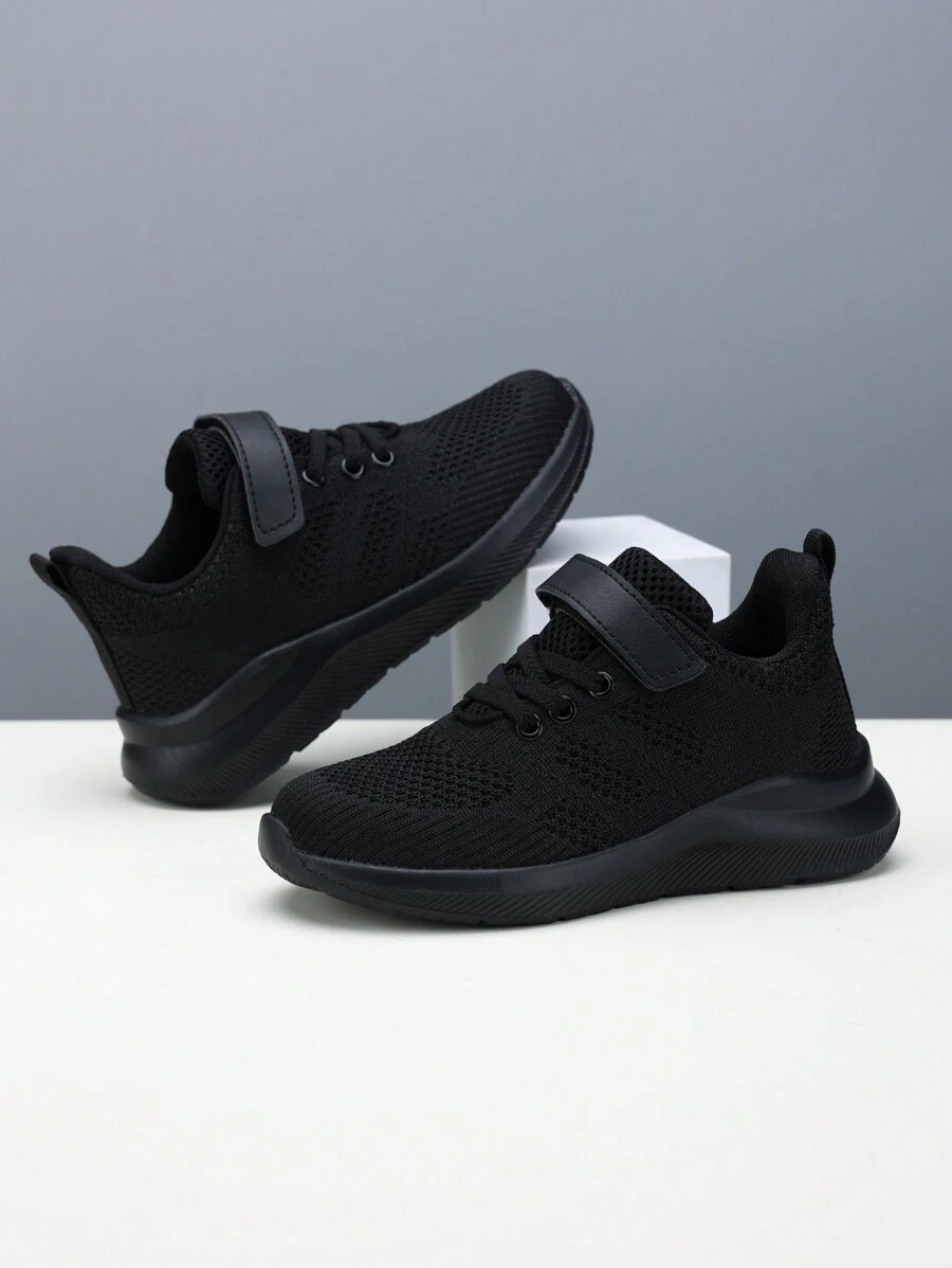 Un par de zapatillas deportivas para niños, zapatos escolares para niños, zapatillas de goma para niños, zapatillas tipo slip on para bebés niños, zapatillas deportivas para niños, zapatos deportivos para niños color azul cielo