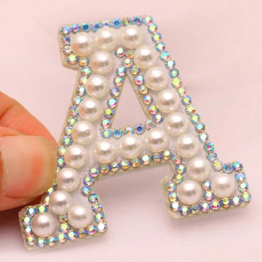 1 pièce 26 pièces autocollant en tissu avec alphabet de perles avec dos adhésif, livraison aléatoire, autocollant de décoration DIY avec perle, autocollant en tissu de lettre