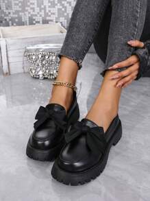 Black Bow