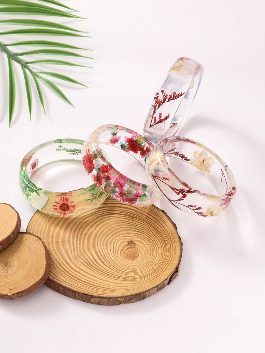 1 Pc Fashionable & Fresh Dried Flower Wide Resin Bracelet, Elegant Summer Holiday Style For Women