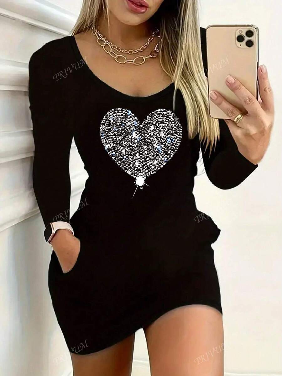 Vestido de mujer sexy y hermosa con corazón negro